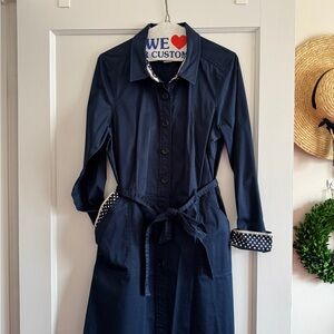 Vineyard Vines size 12 Navy Blue button down dress with Polka Dot Cuffs